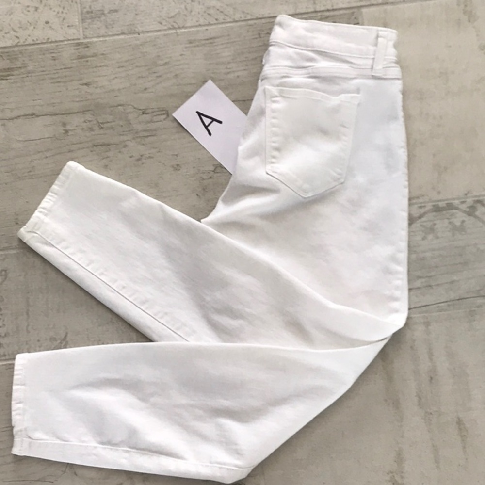 Gap white Jeans